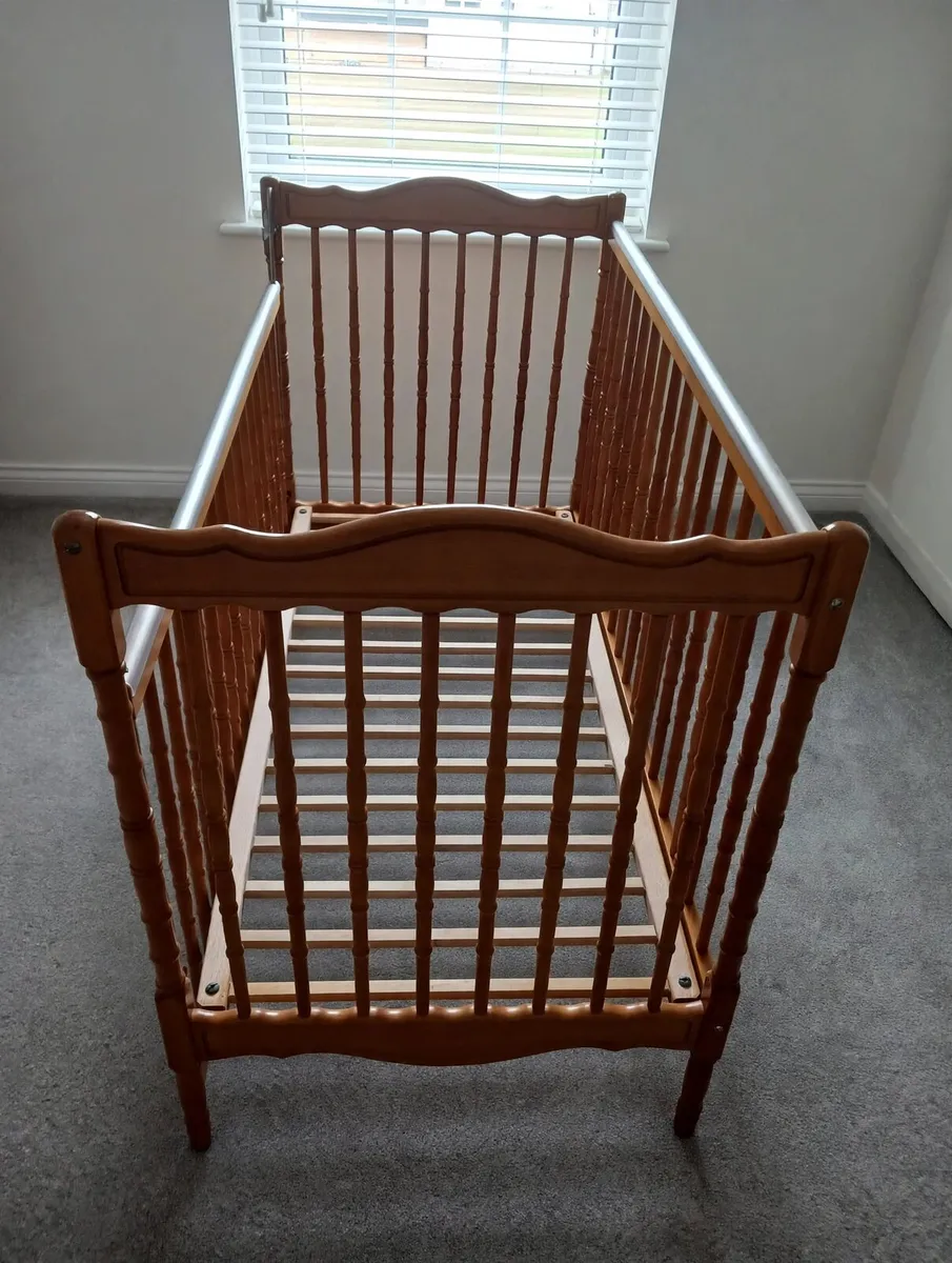 Cot - Image 3