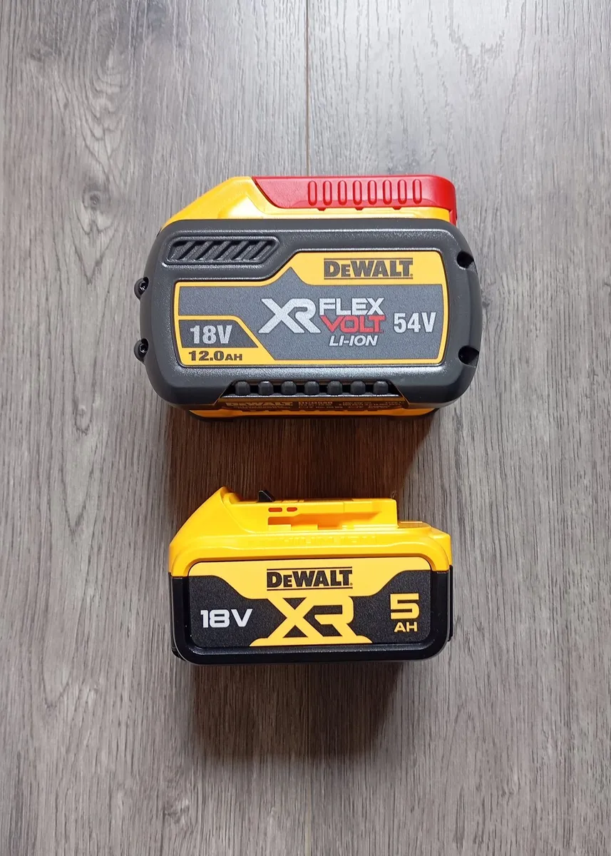 DeWalt dcd996 Combi Drill (New) - Image 3