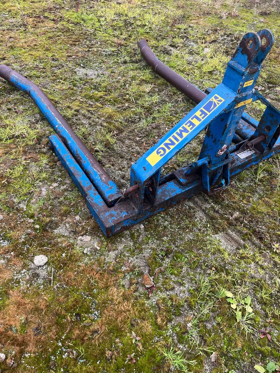Bale handler - Image 1