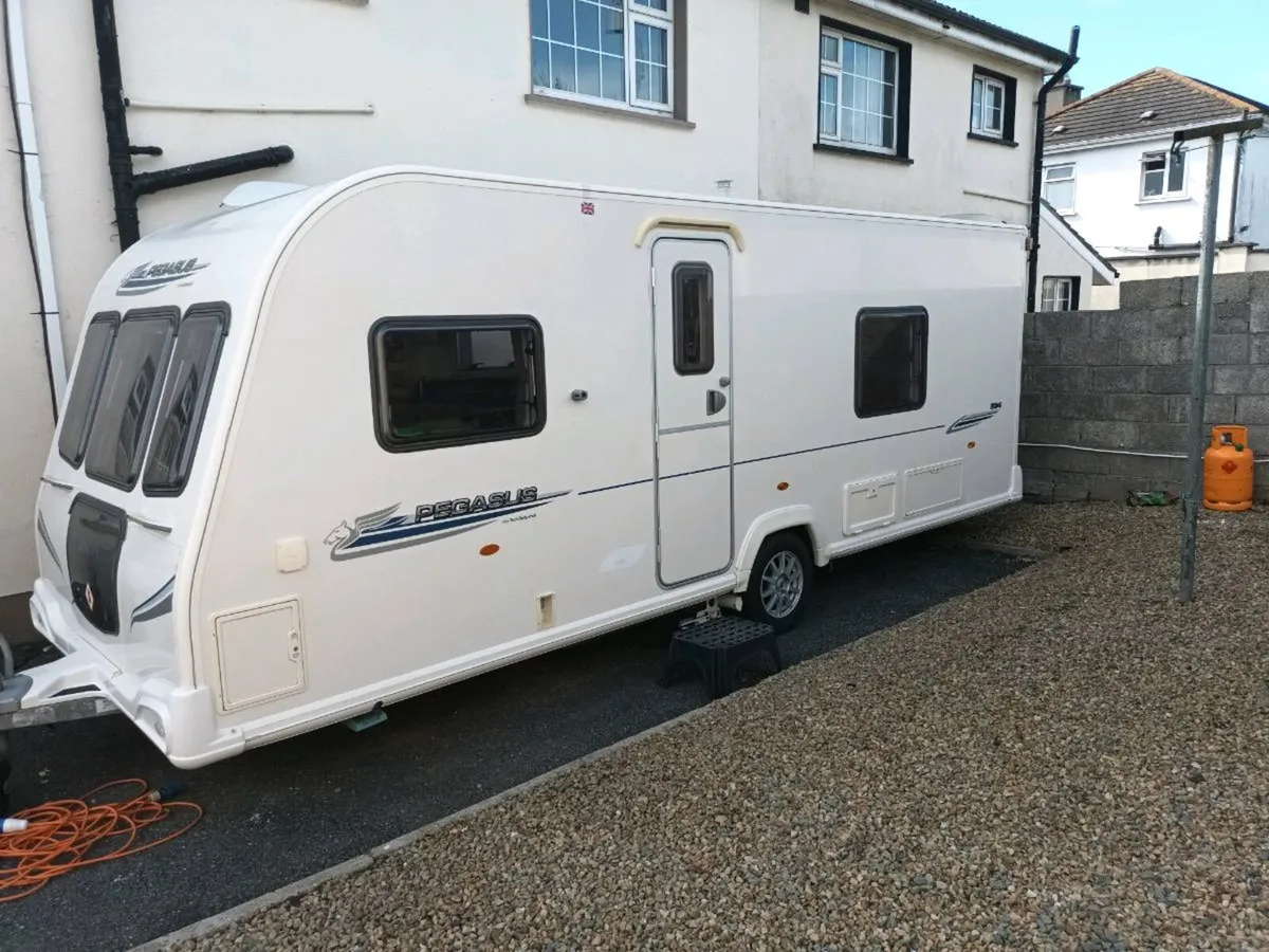 11 Bailey pegasus - Image 1