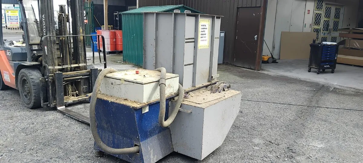 Reinbold Votecs EZ 6/1 Industrial Wood Shredder - Image 4