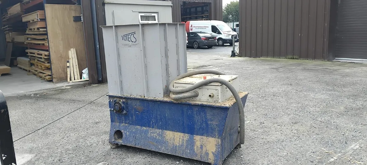Reinbold Votecs EZ 6/1 Industrial Wood Shredder - Image 1