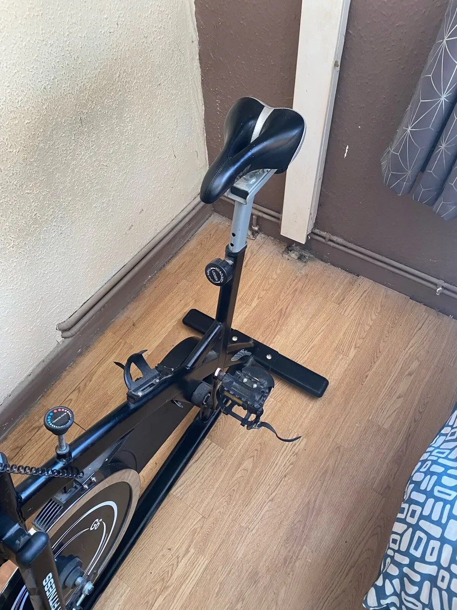 Exercise bike - Image 3