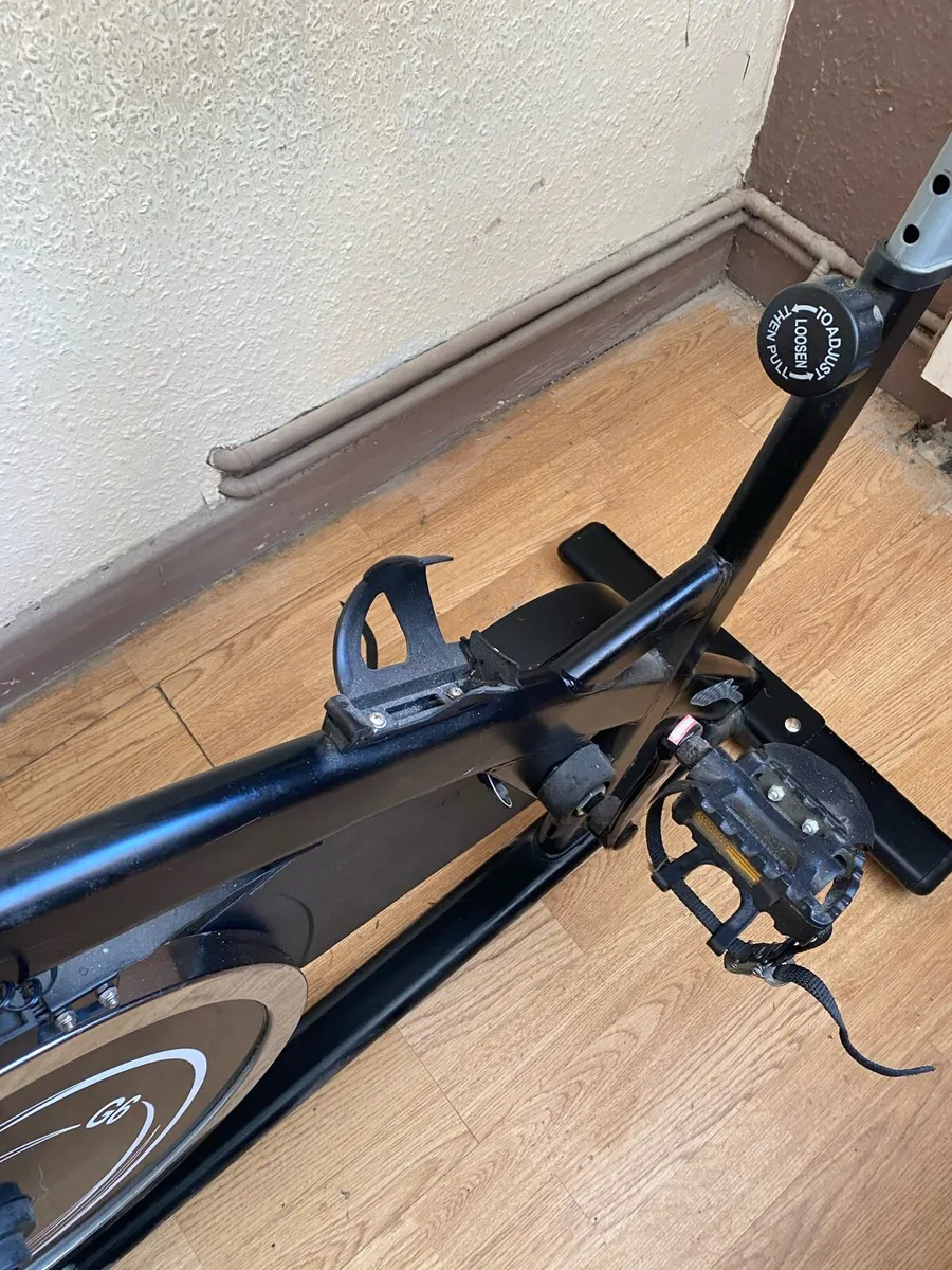 Exercise bike - Image 1