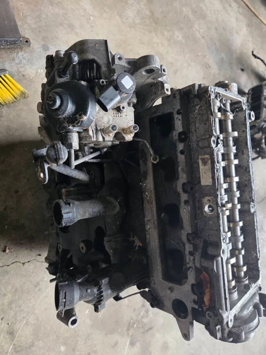 Audi CNH 2.0Tdi Engine parts - Image 4