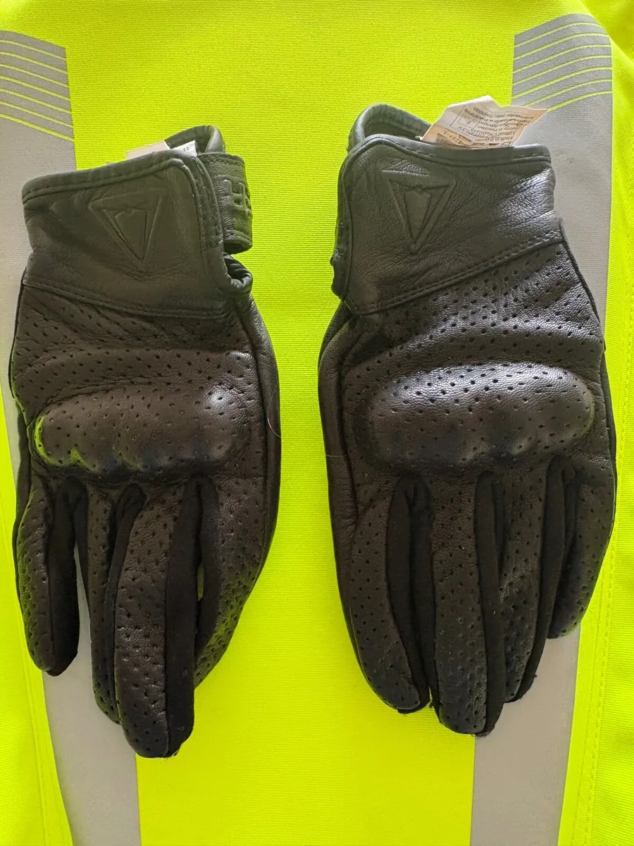 Ladies full kit motorcycle clothing - Image 4