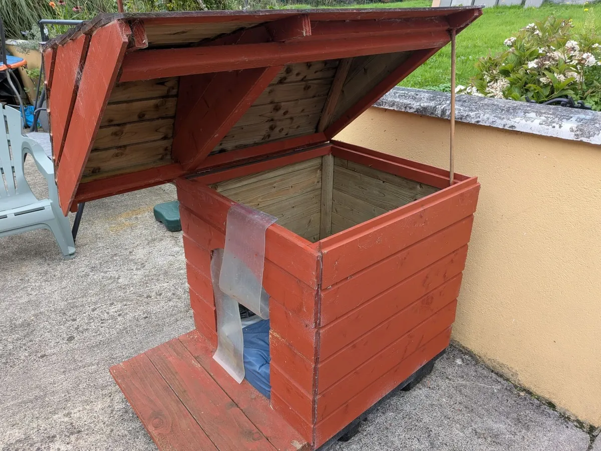 Dog kennel/house - Image 2