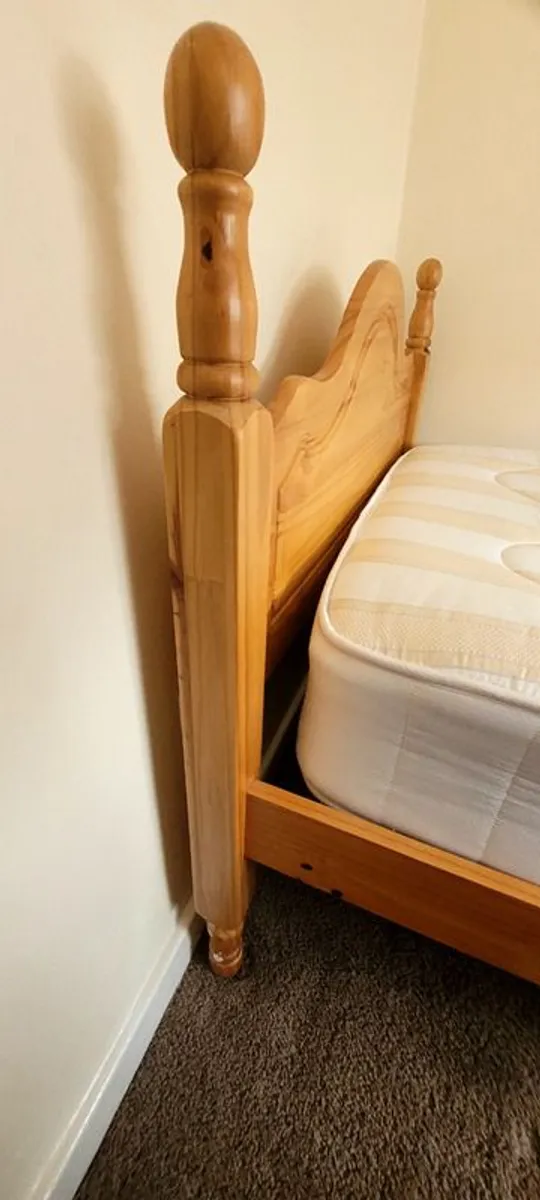 Single Bed - Image 2