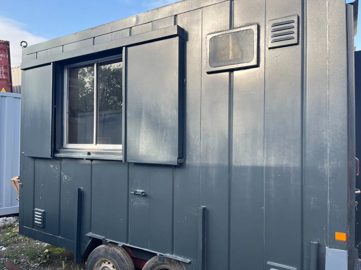 Mobile Unit - 12ftx7ft - Image 1