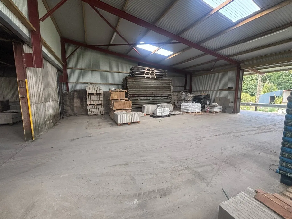 Commercial property for rent - Image 4