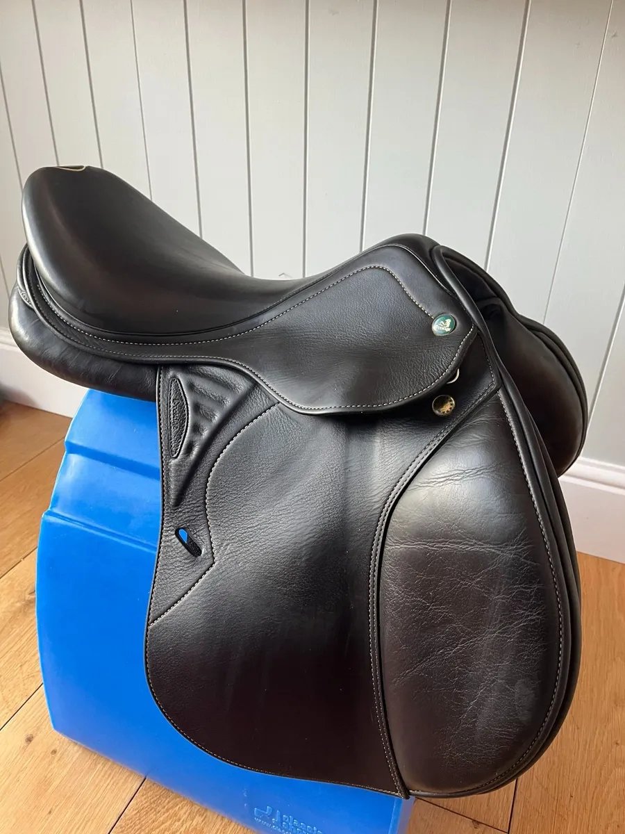 Prestige Versailles Jumping saddle - Image 2