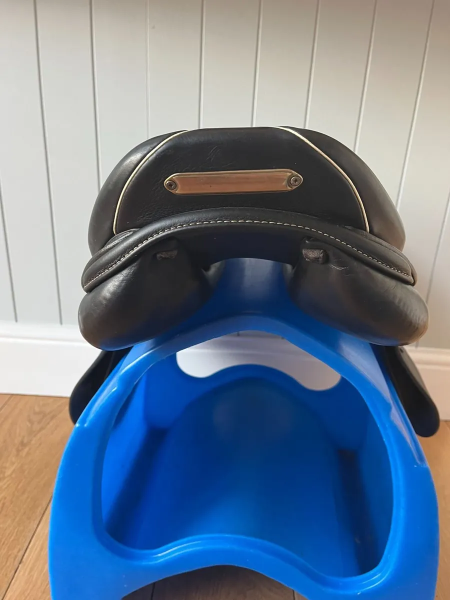Prestige Versailles Jumping saddle - Image 3
