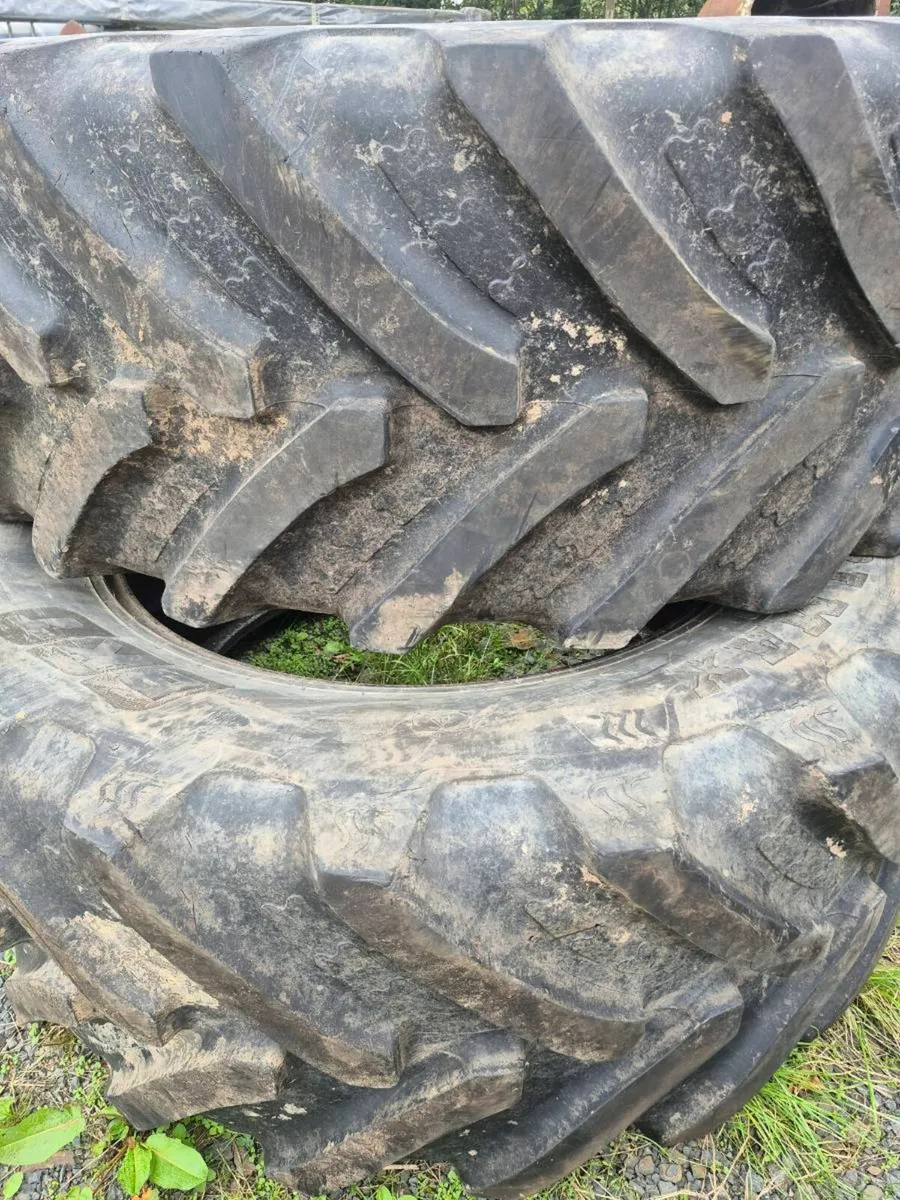 Tyres 650/65R32 - Image 2