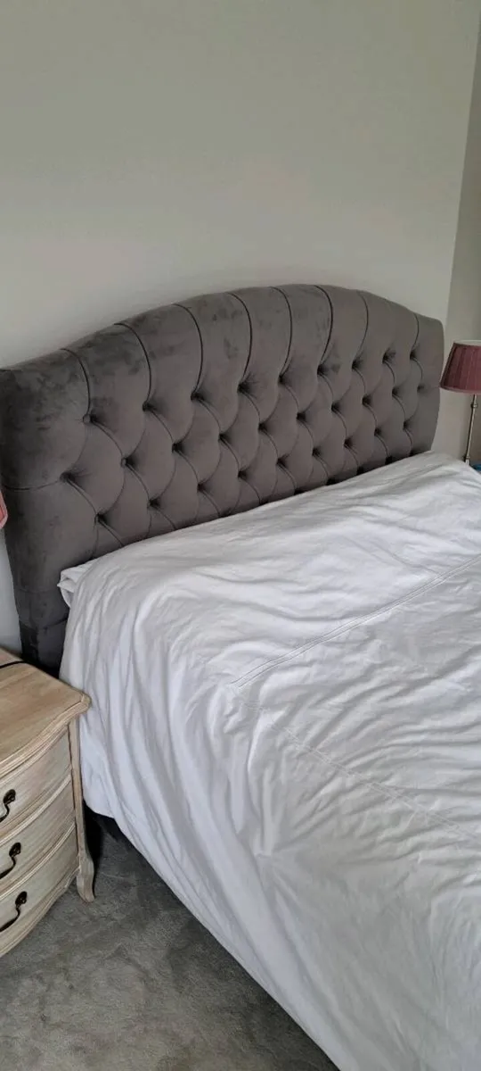 King size Bed - Image 2