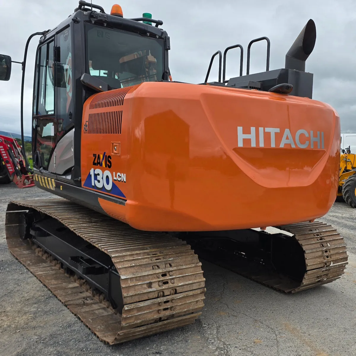 Hitachi 130-6 - Image 4