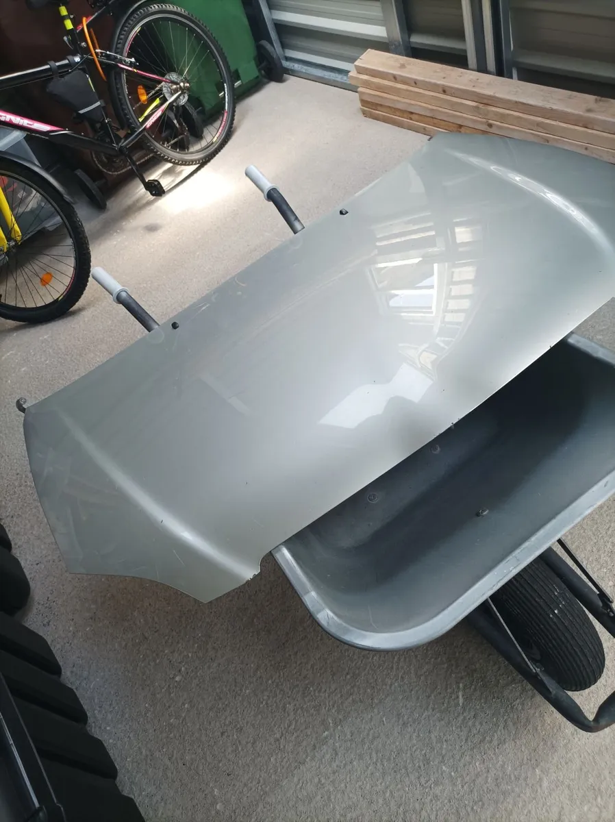 corolla E12 bonnet hood