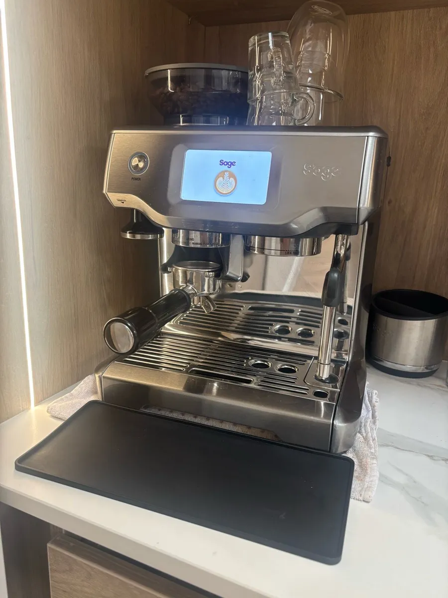 Sage Barista Touch Coffee Machine - Image 1