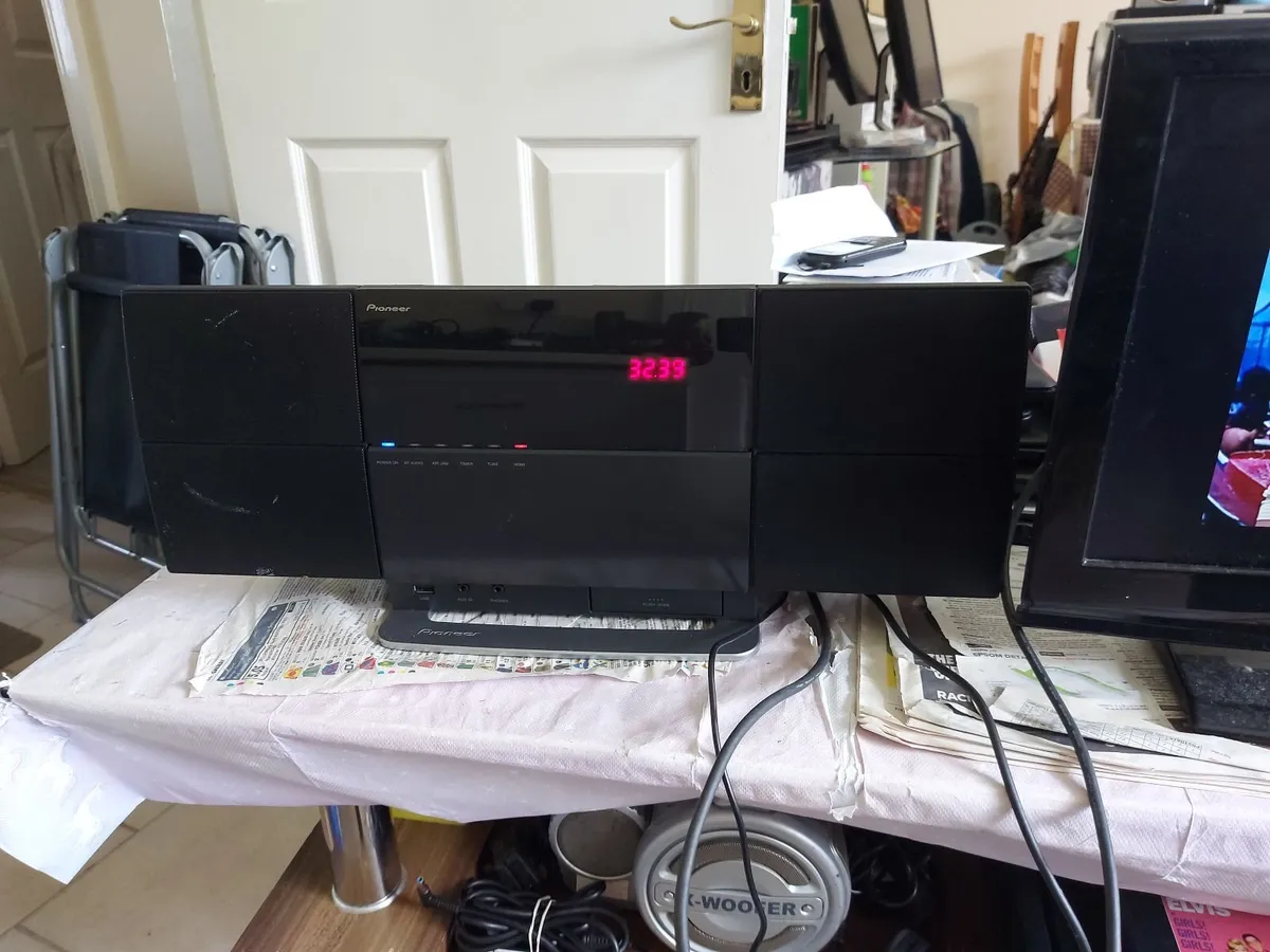 Pioneer Slim AV Micro System, Model X-SMC1-K - Image 1