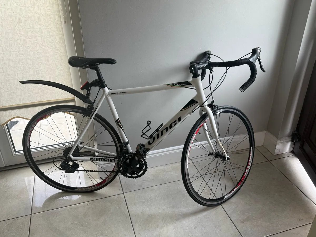 Devinci racing bike