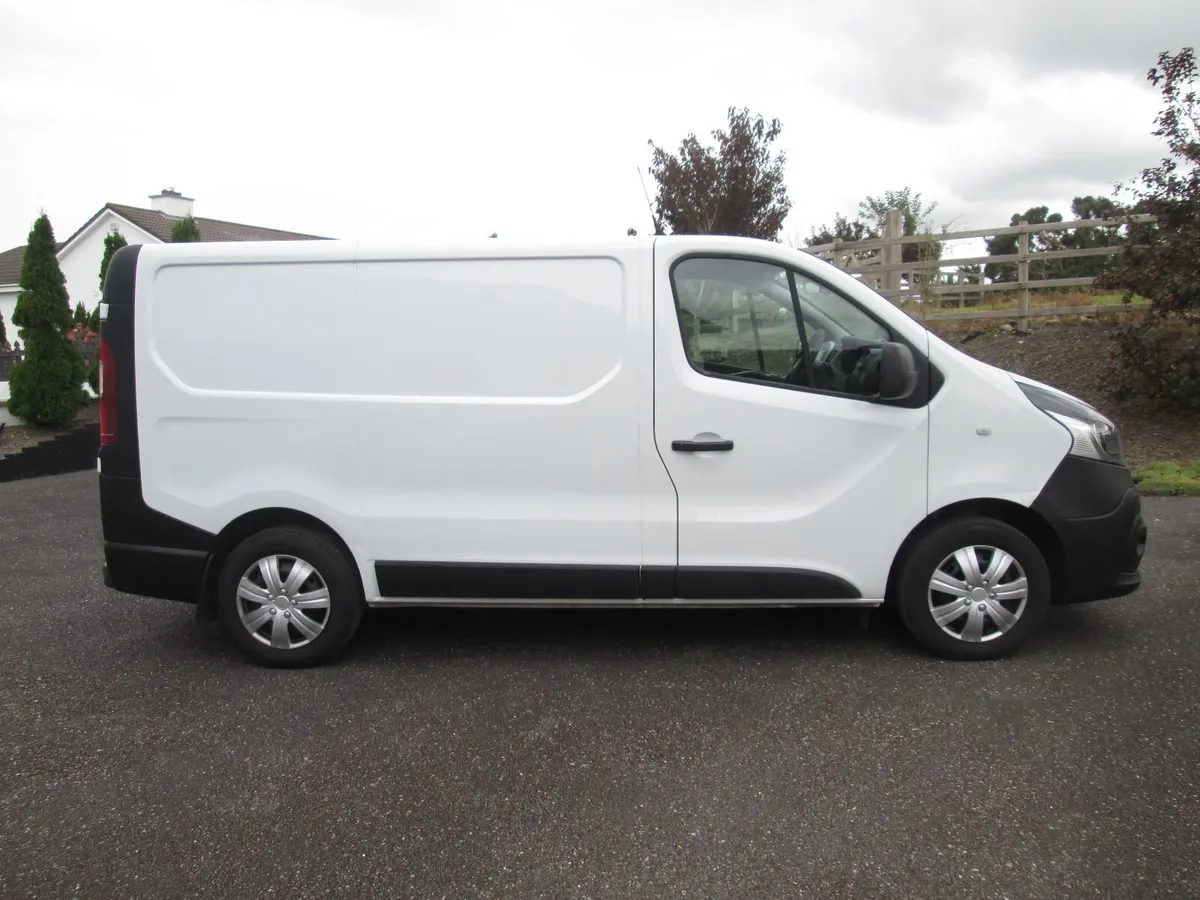 2019 Renault Trafic 1.6 Dci  Cvrt Tested 03/2027 - Image 2