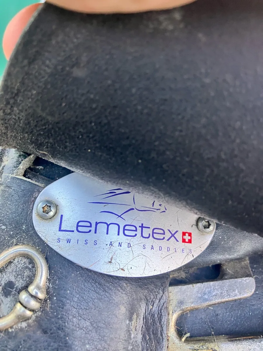 17.5” Lemetex Cresta Dressage Saddle - Image 2