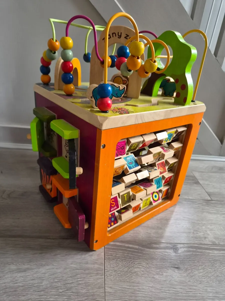 B Toys Battat Zany Zoo Wooden Activity Cube Assort - Image 2