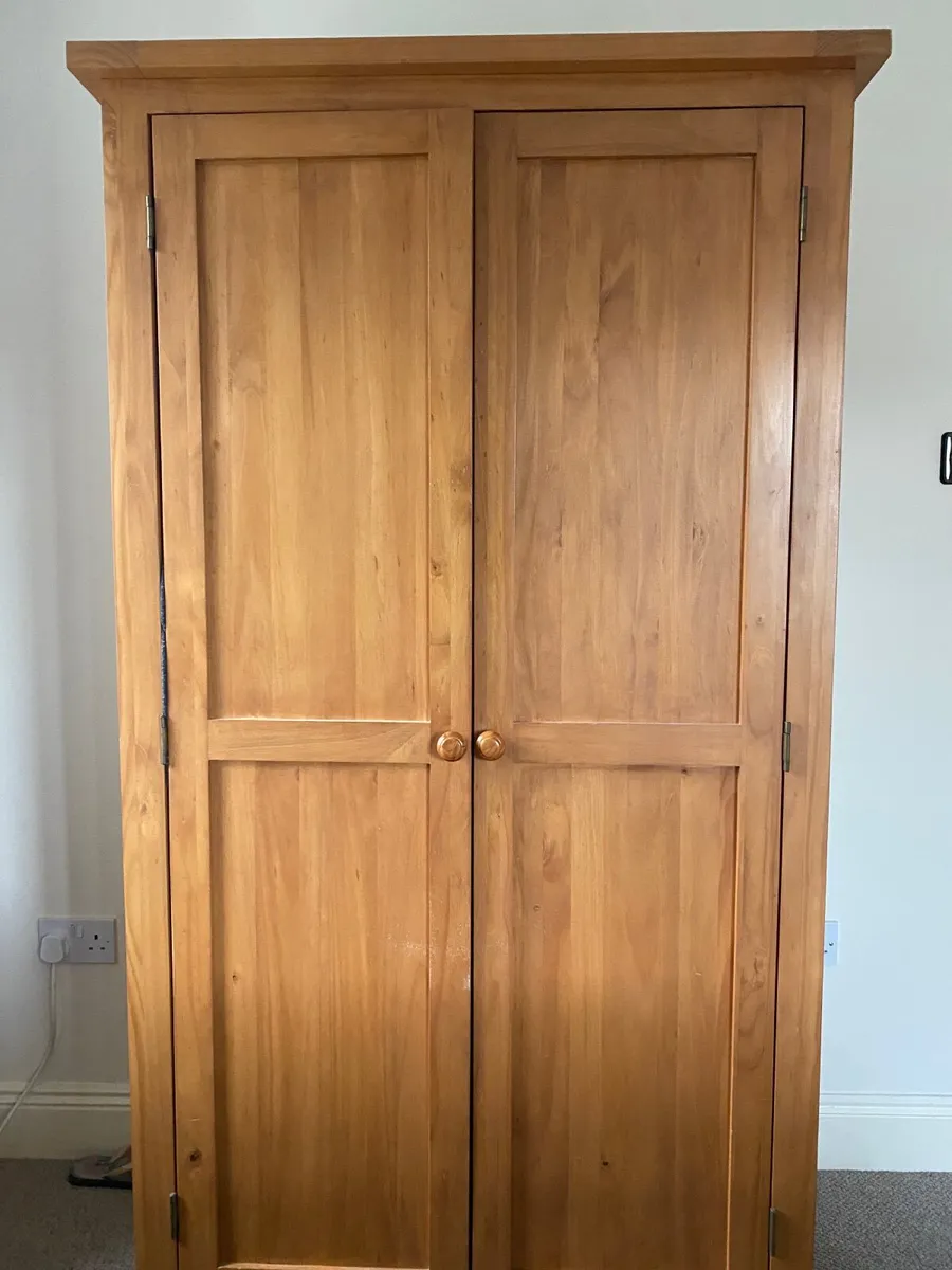 Wardrobe - Image 2