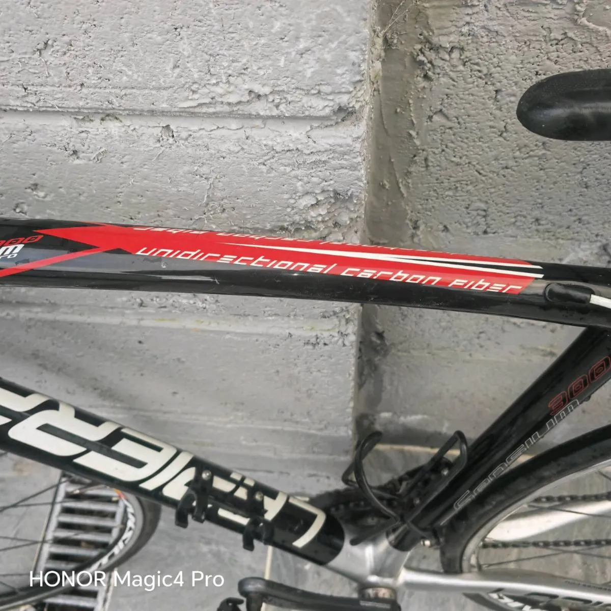 Men's Carbon Fibre Racing bike - Image 2
