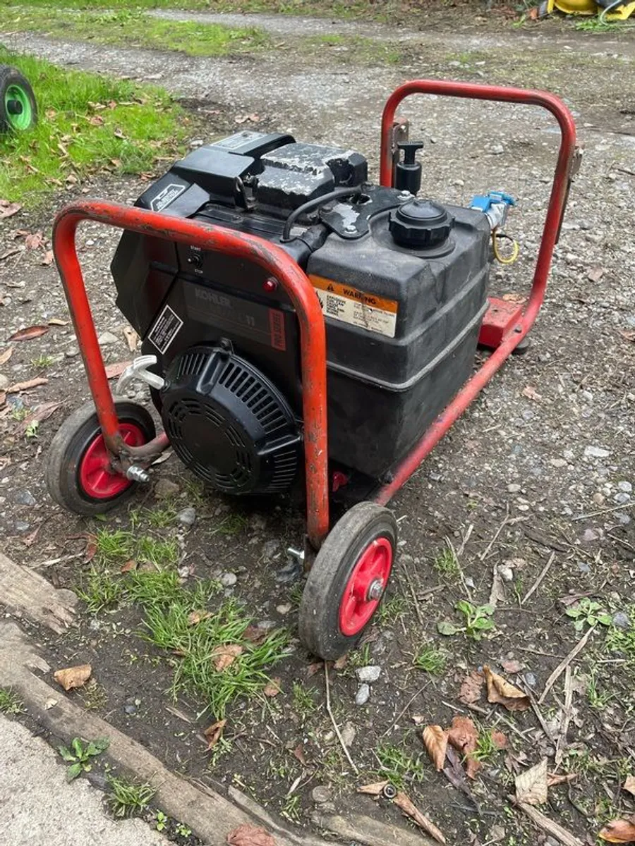Generator Kohler petrol 11HP 2 x 230V - Image 1