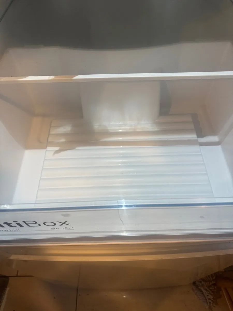 Bosch Fridge Freezer NoFrost – KGN33NWEAG - Image 3