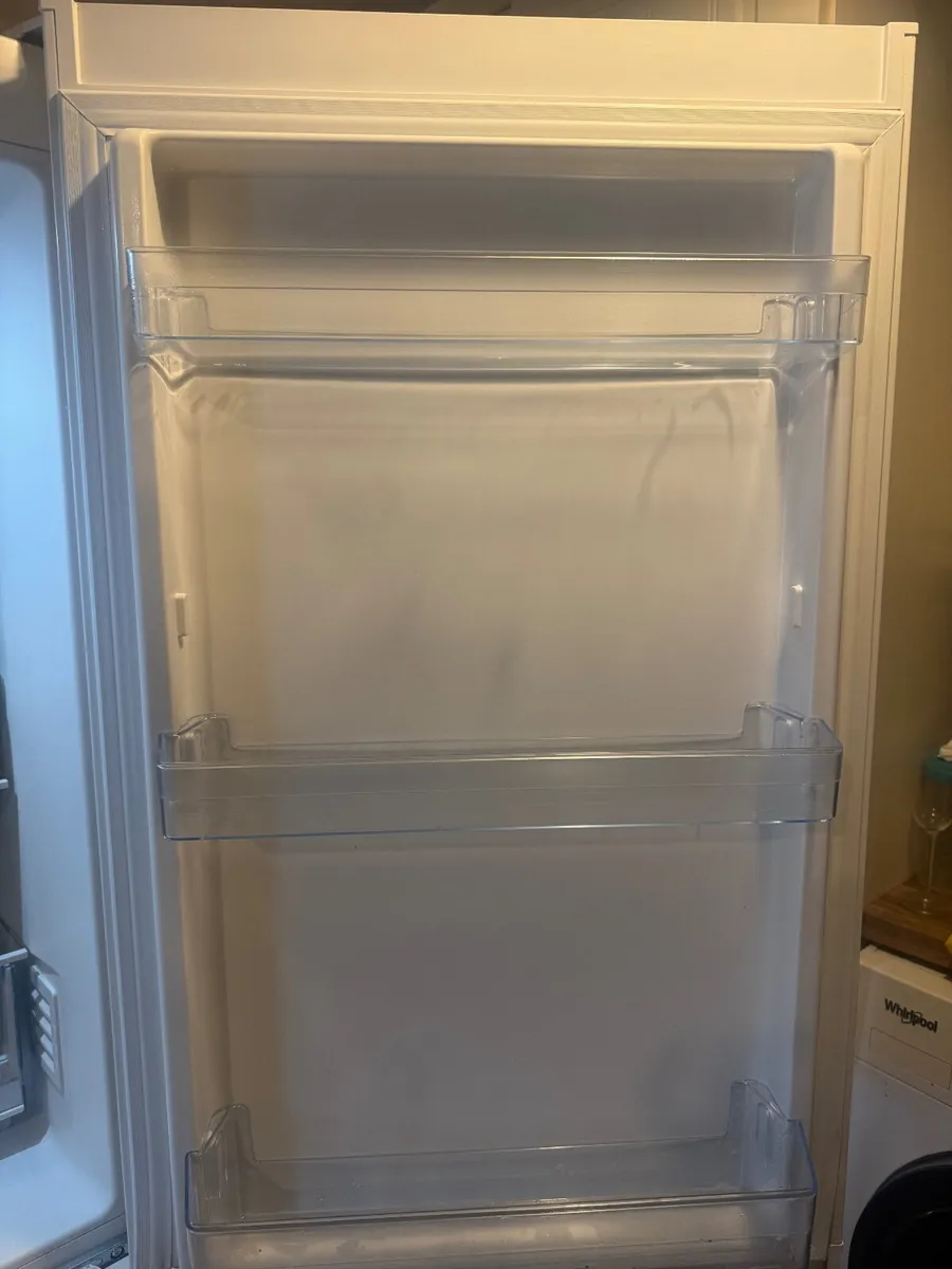 Bosch Fridge Freezer NoFrost – KGN33NWEAG - Image 4