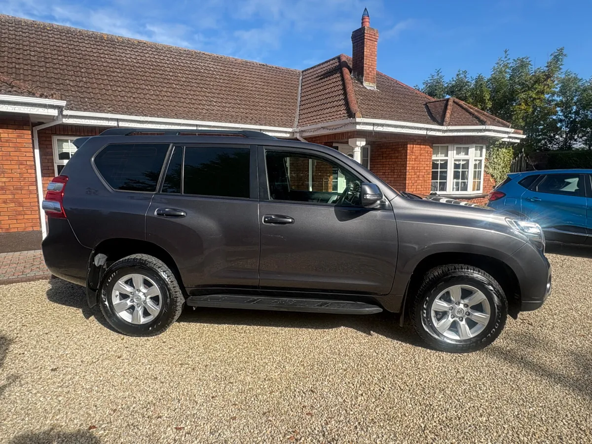 Toyota Land Cruiser 2016 LWB - Image 1
