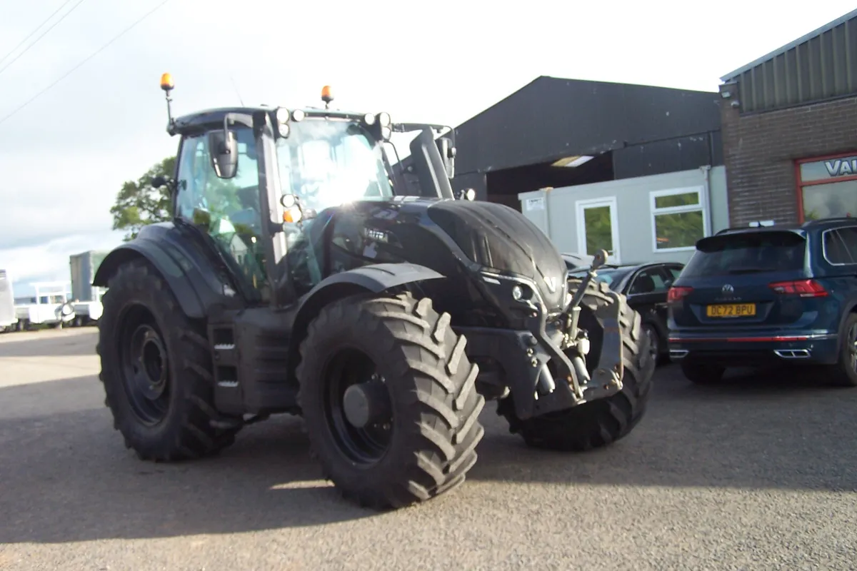 2020 Valtra T214 Versu - Image 1