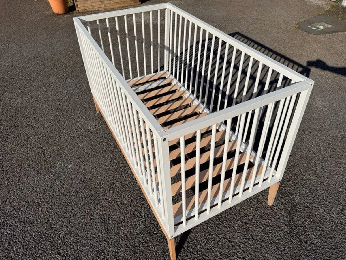 Leander crib - Image 2