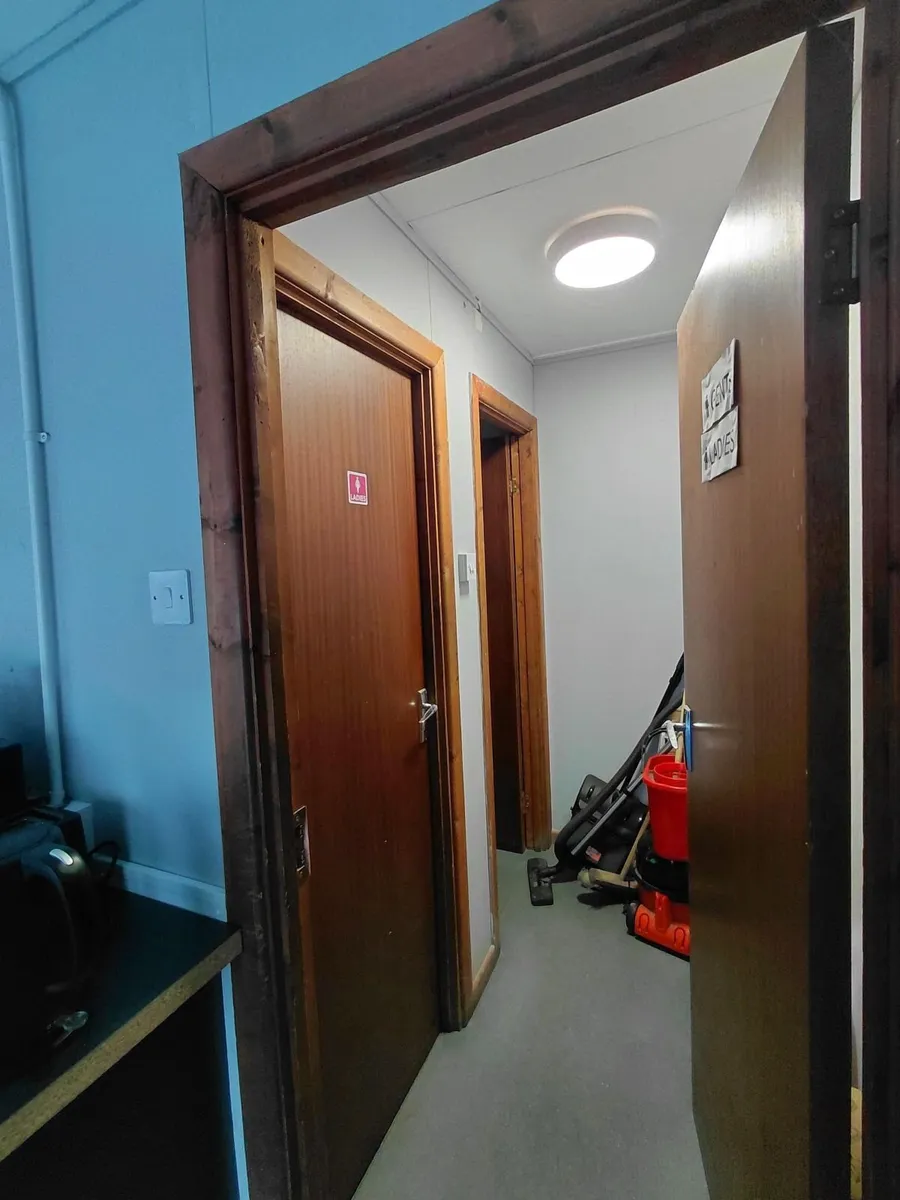 Canteen Cabin €1,000, O.N.O - Image 3