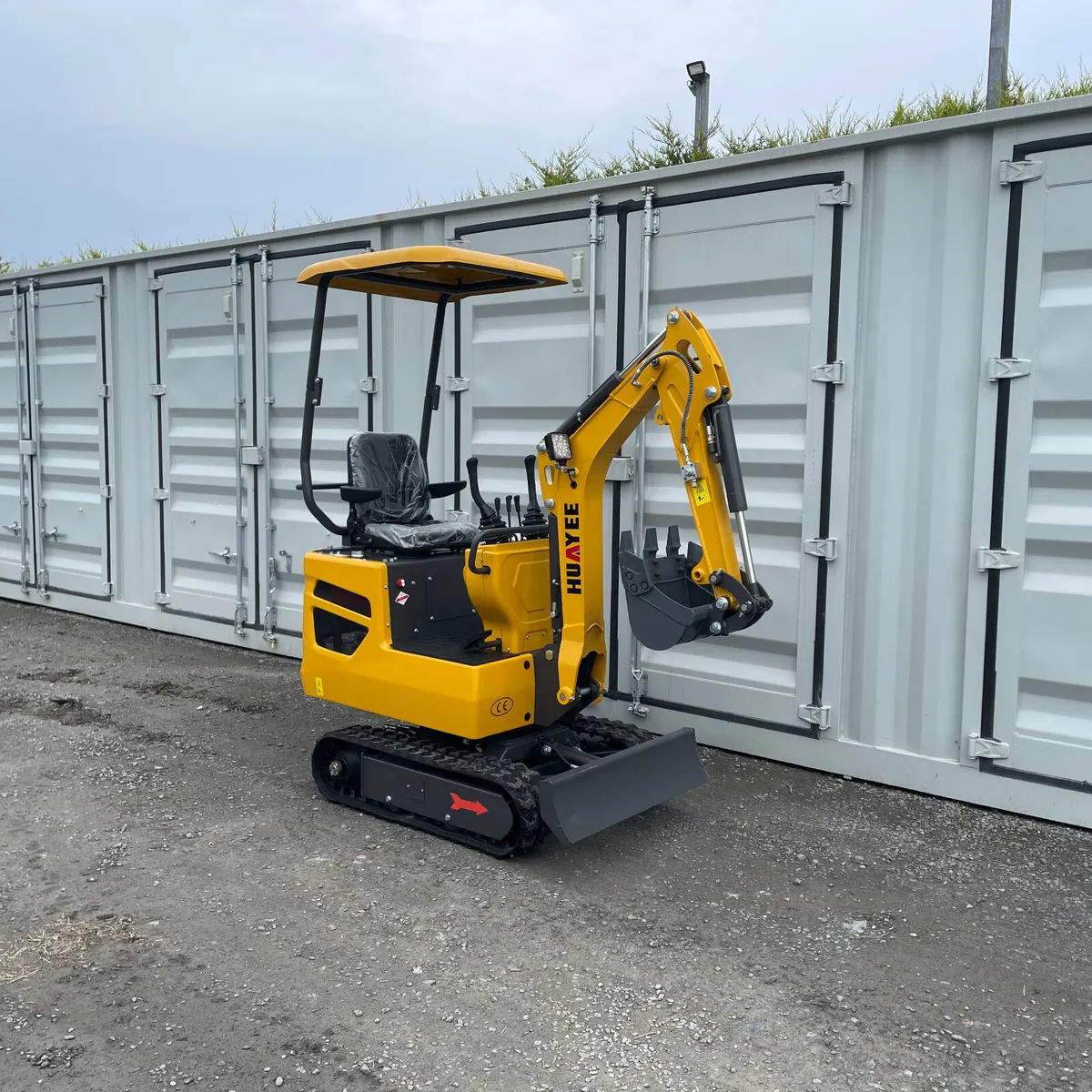 New Huayee Mini Excavator **Online Auction** - Image 1