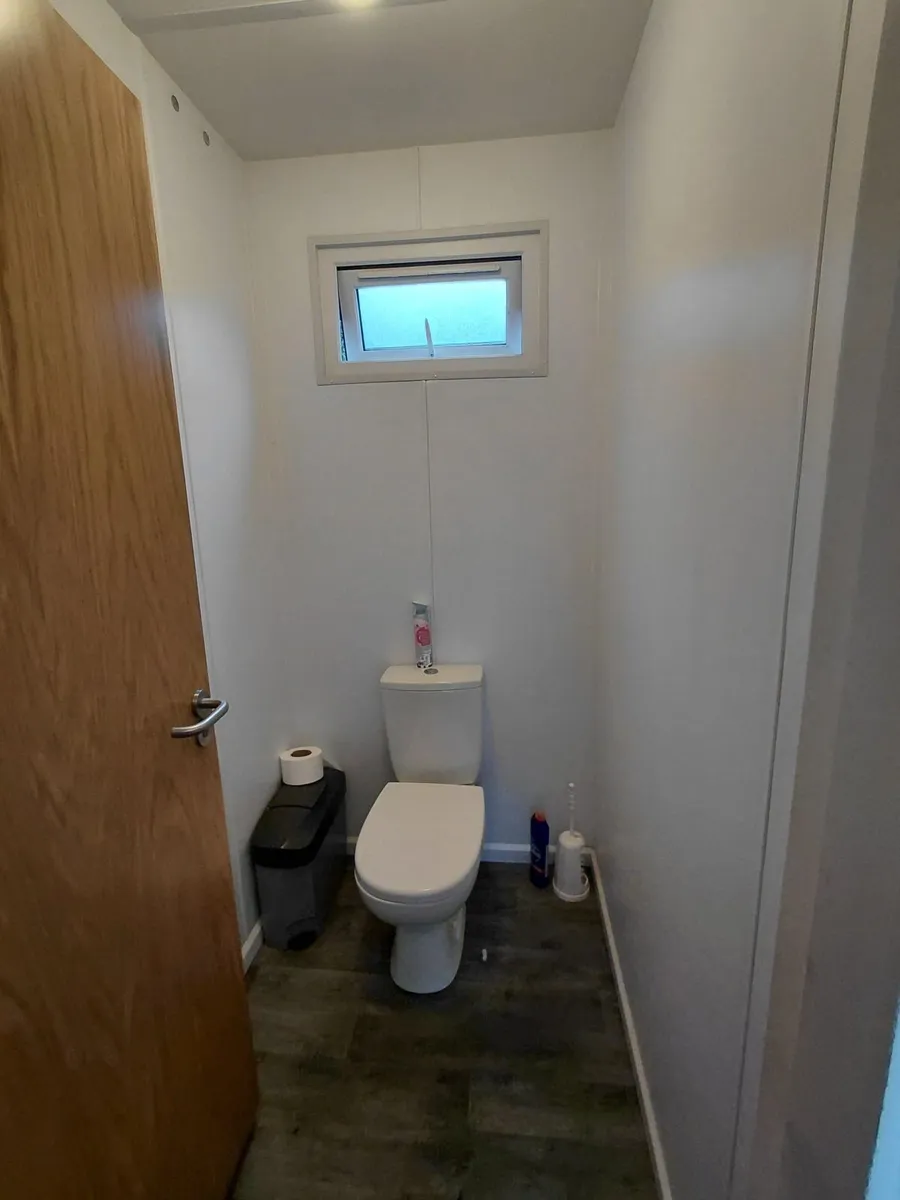 Toilet Block Cabin €2500, O.N.O - Image 2