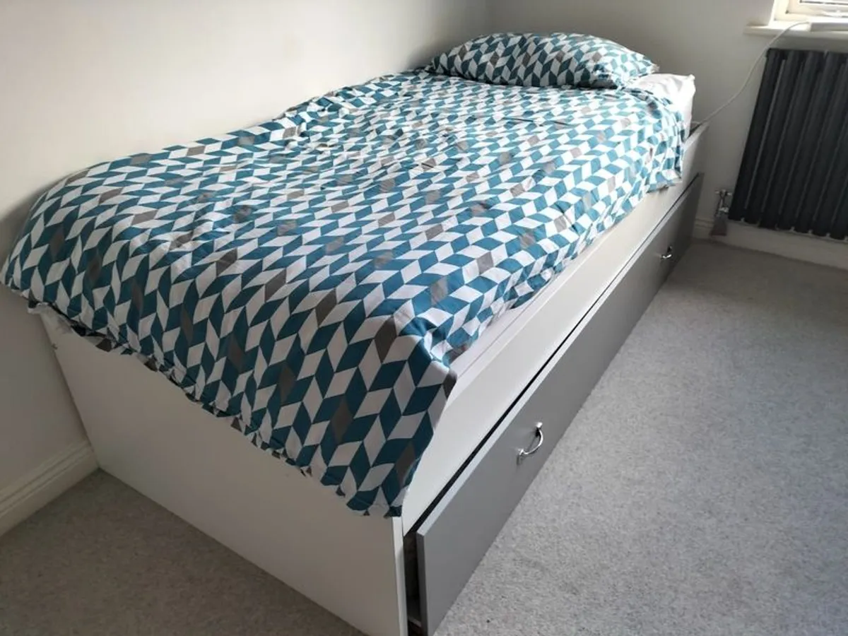 Single trundle bed in good condition - Image 2