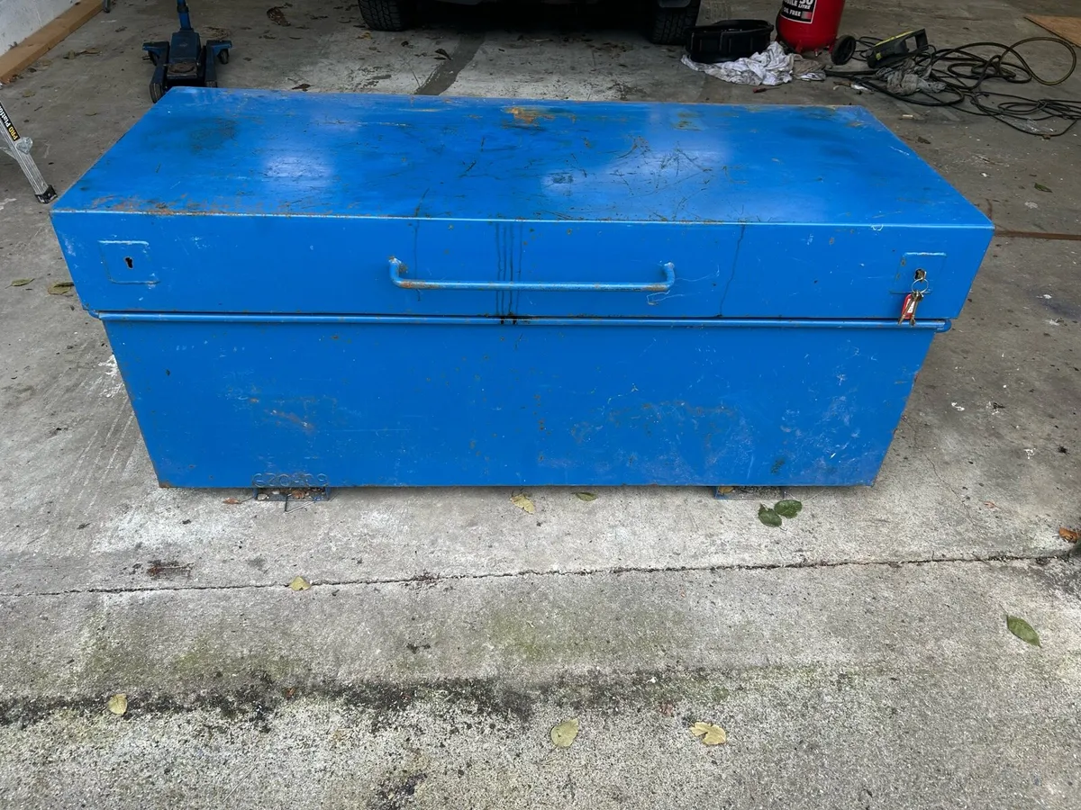 Tool chest - Image 2
