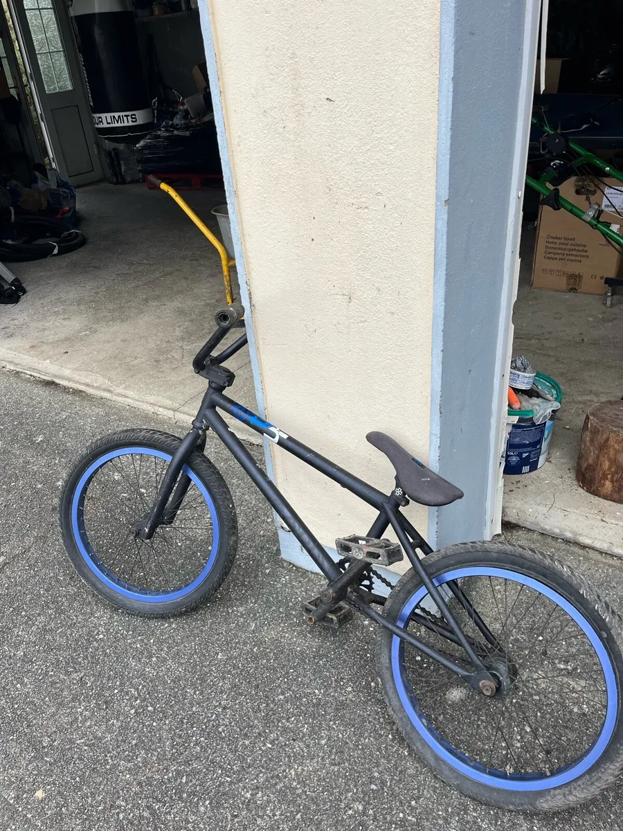 BMX - Image 1