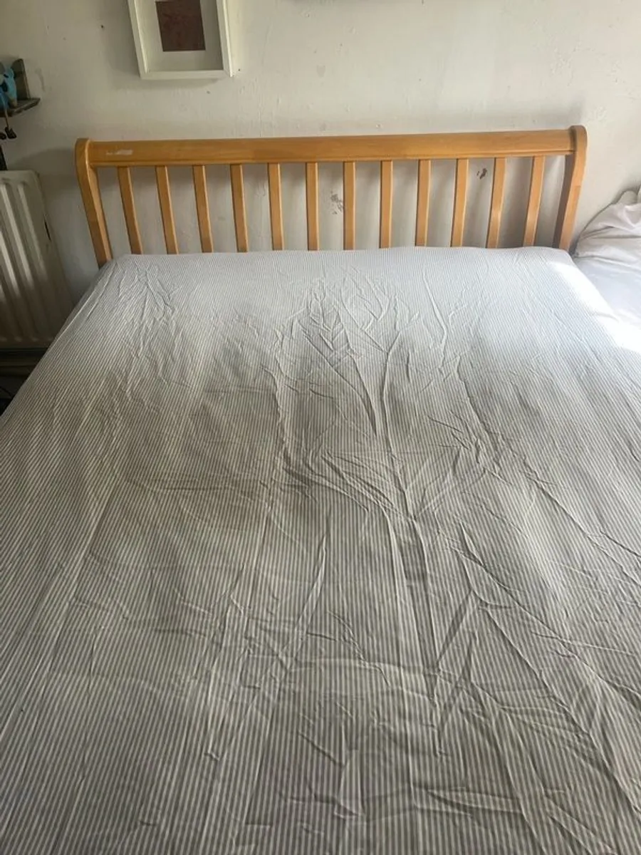 bed - Image 2
