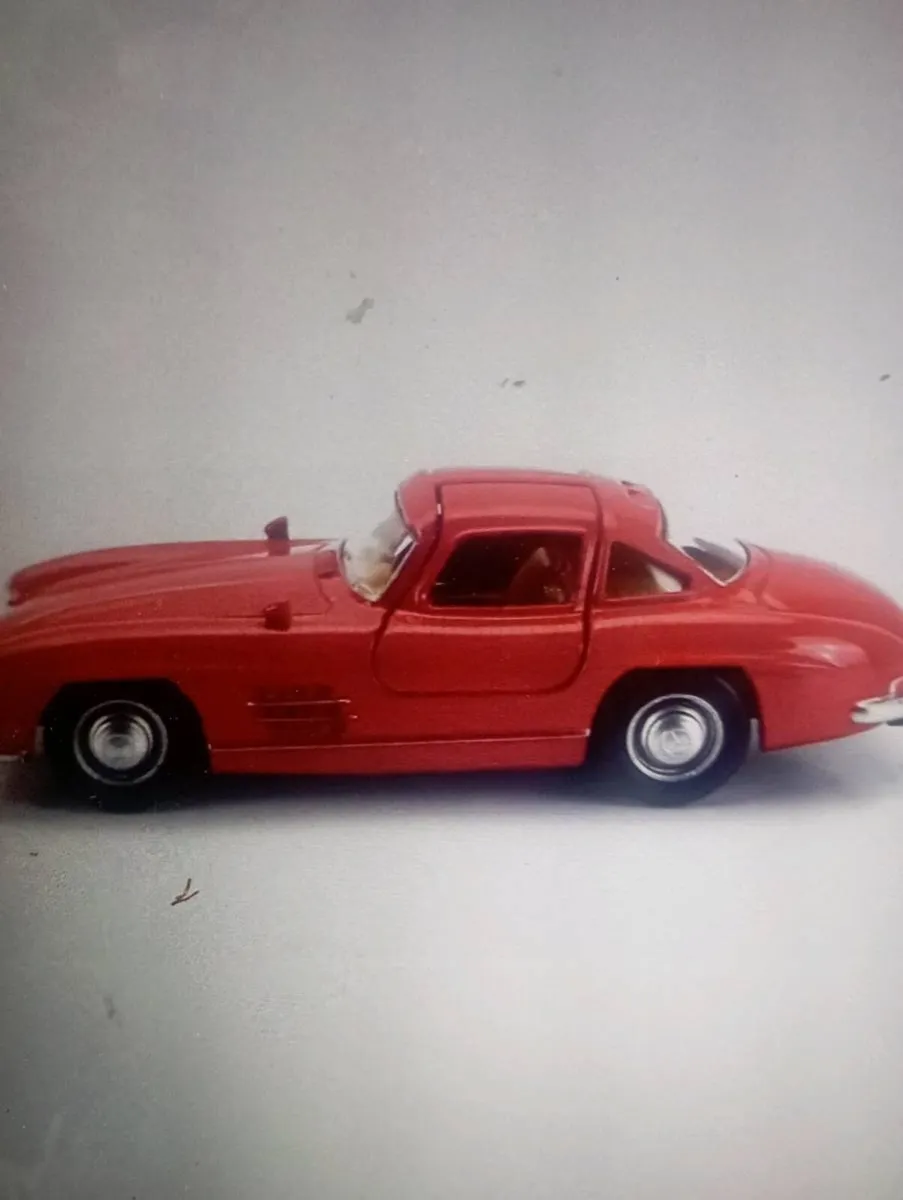 CORGI MODLE CAR'S SELLING AS A JOBLOT 1-43 SCALE - Image 3