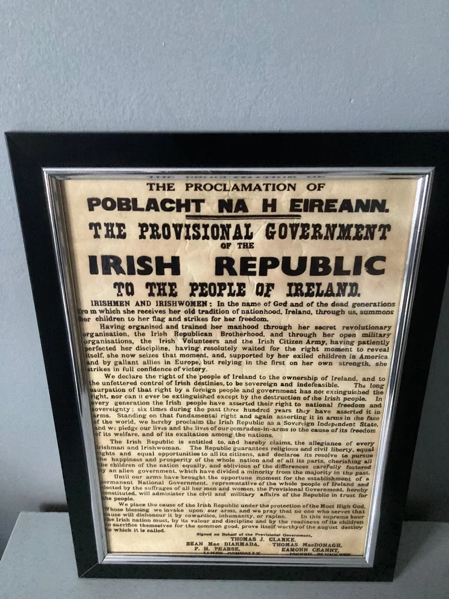 Irish Republic Memorabilia - Image 1
