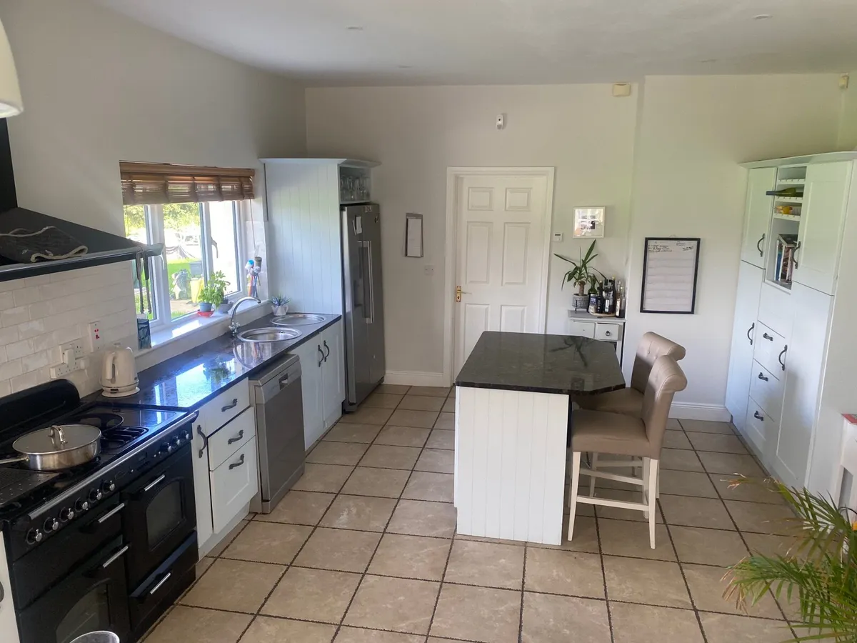 Kitchen - Image 1
