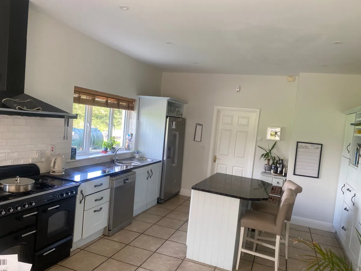 Kitchen - Image 2