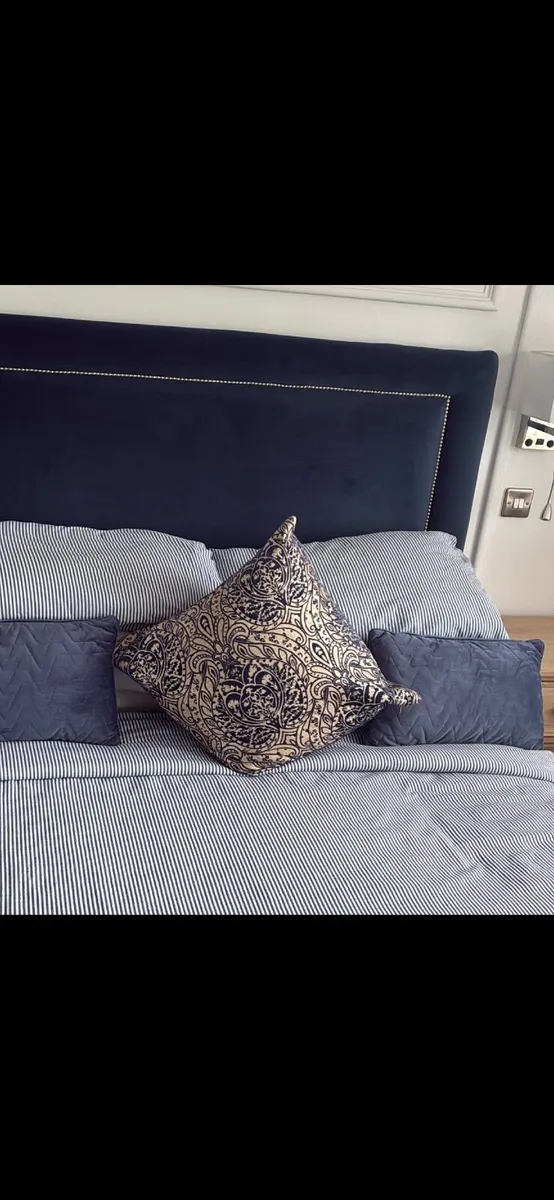 Headboard - Image 1