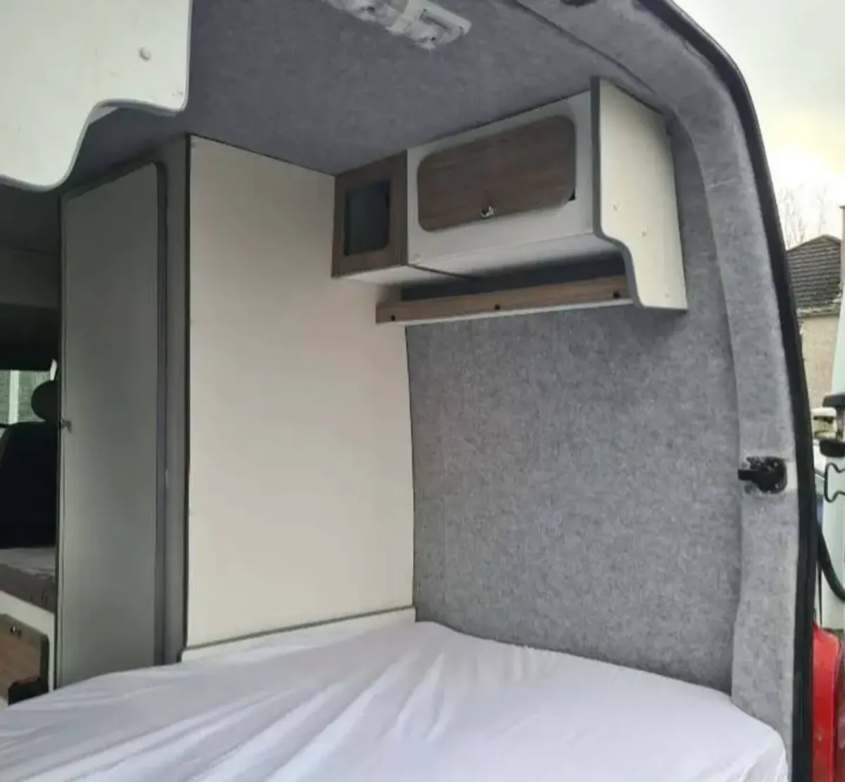 Renault Master camper - Image 3
