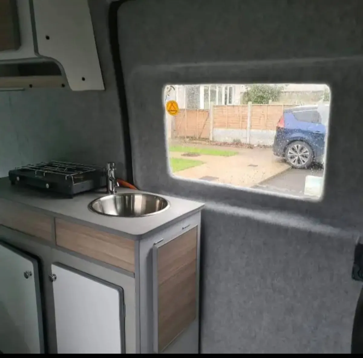 Renault Master camper - Image 4