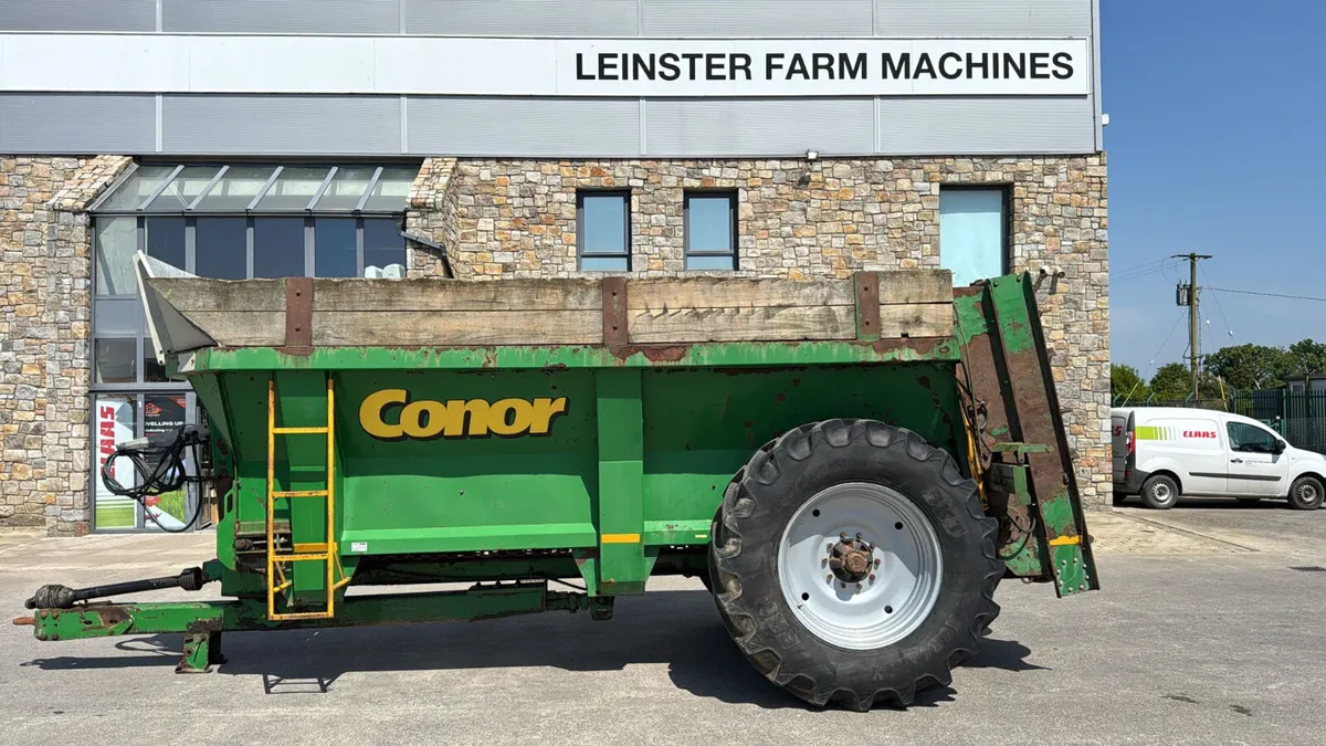 Conor rd 14 rear discharge dung spreader - Image 1