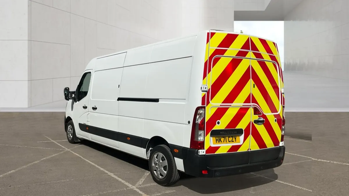 Renault Master 2021 - Image 3